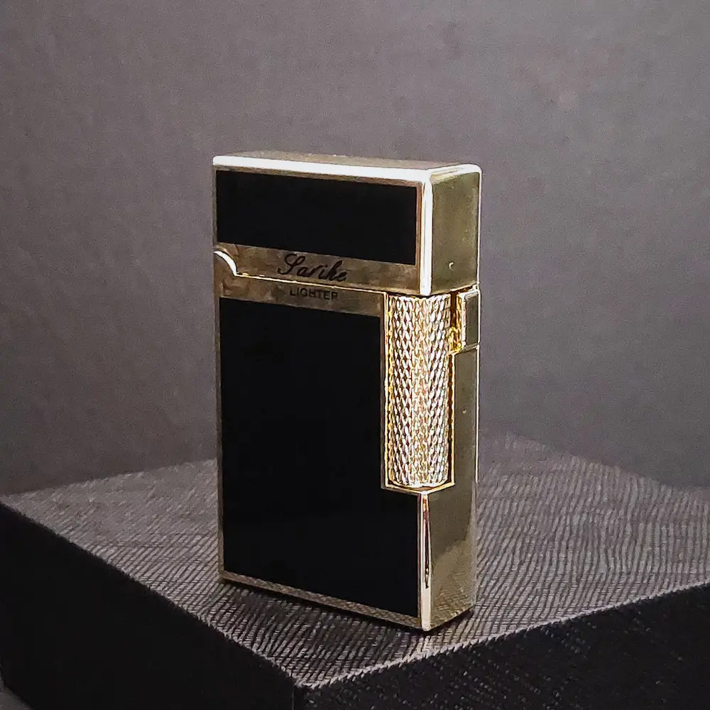 Dual-flame-luxury-lighter-golden-1